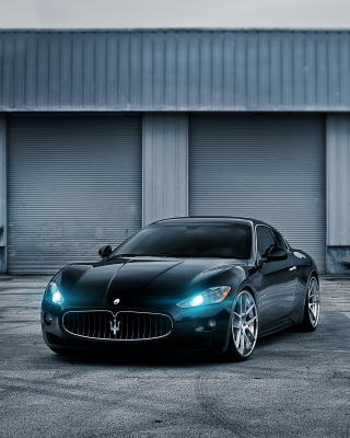 Картинка Maserati GranTurismo для iPhone 5