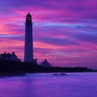 Обои Lighthouse under Purple Sky на телефон iPad