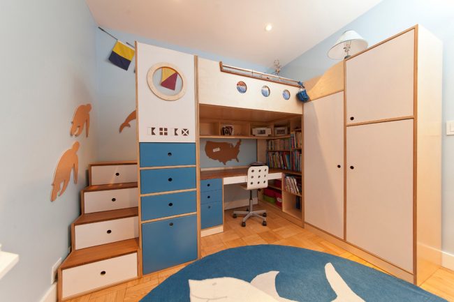 Эргономичная организация пространства - главная задача при создании интерьера небольшой детской комнаты