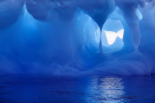 антарктика лёд природа айсберг
