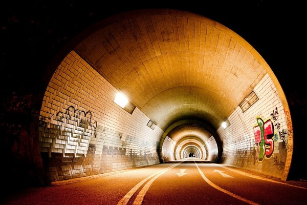 Автодорожный тоннель