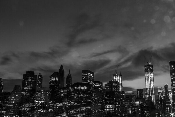 Нью-Йорк черный и белый ночью