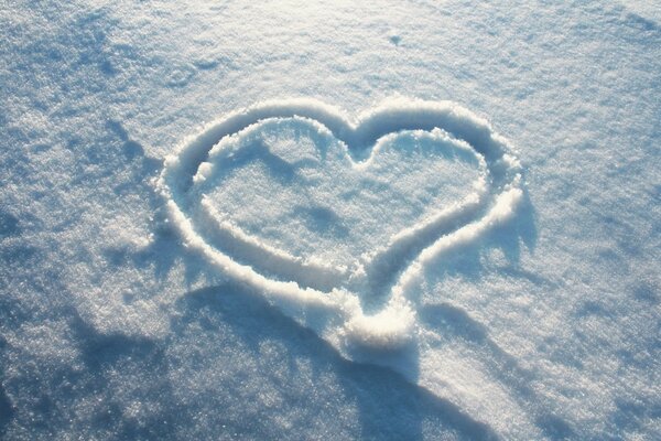 Снег любовь