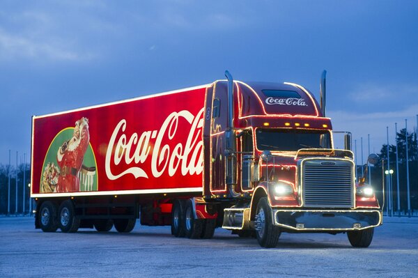 Christmas truck coca-cola рождественский truck freightli