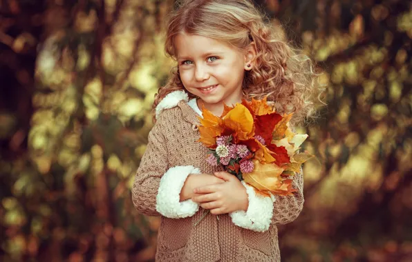 Обои листья, лицо, ребенок, girl, смайлик, боке, child