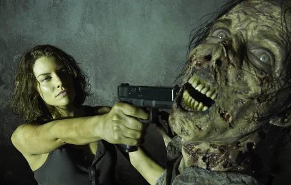 Обои Ходячие мертвецы, Lauren Cohan, The Walking Dead, пистолет, Maggie, зомби