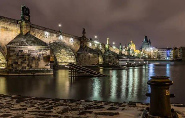 Обои река, набережная, фонари, Чехия, ночь, Прага, огни, дома, мост