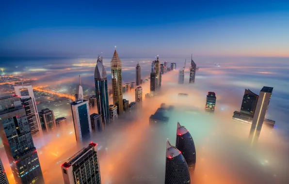 Обои город, ОАЭ, туман, ночь, Дубай, огни