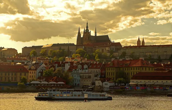Обои Прага, Чехия, Собор Святого Вита, Пражский Град, дома, Влтава, река