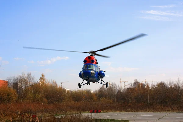 Скорая медицинская вертолет взлетел Стоковое Изображение