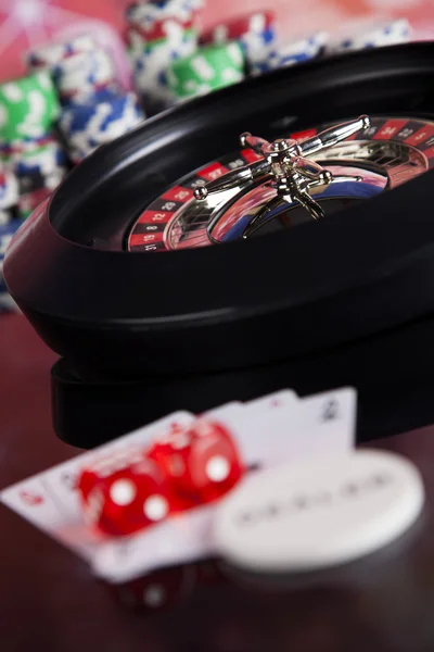 Фишки для покера с рулетка Лицензионные Стоковые Фото