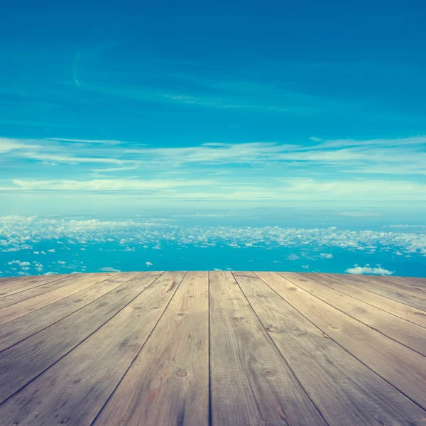 Вид с воздуха с деревянной платформы — стоковое фото
