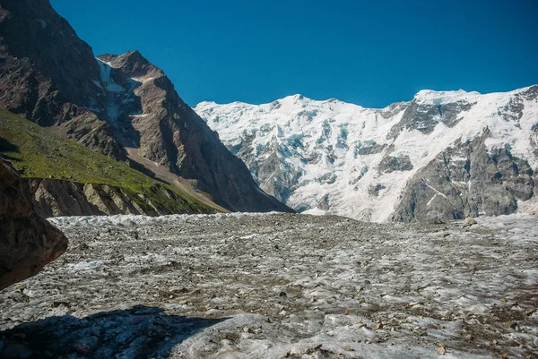 Красивые Заснеженные Горы Российская Федерация Кавказ Июль 2012 — стоковое фото