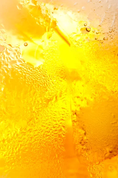 Влажный чай желтый backgropund Стоковое Фото