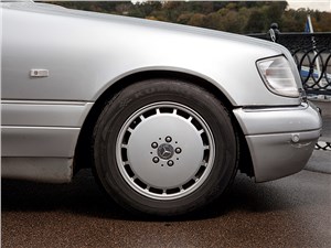 Предпросмотр mercedes-benz s-klasse 1997 переднее колесо
