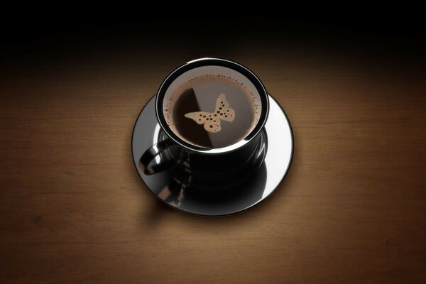 Кофе чашка бабочка пенка