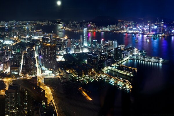 Гонконг ночью панорама