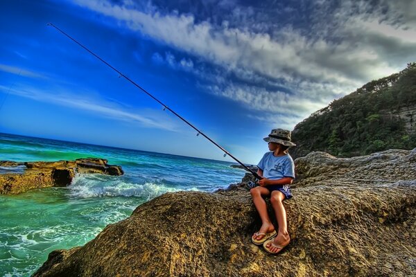 Рыбалка мальчик