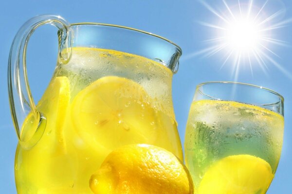 свежие лимонад кувшин яркое солнце лимон