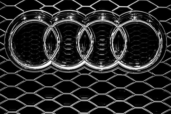 Audi решетка