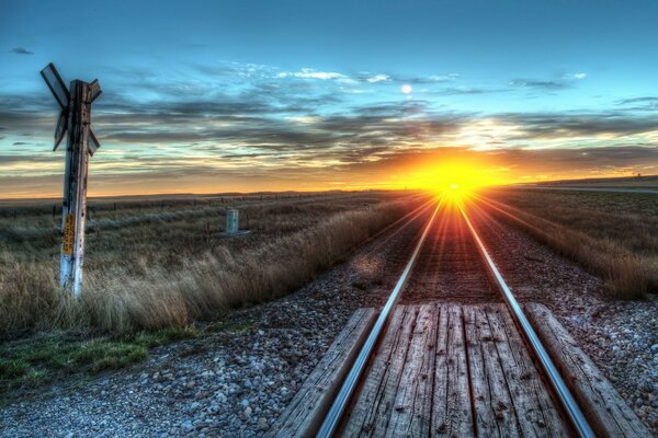 железная дорога пейзаж закат