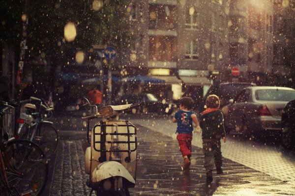 дети дождь улица машины дома
