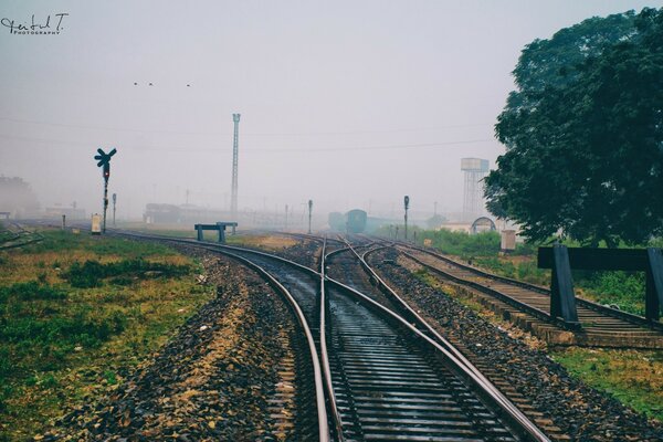Железнодорожный путь