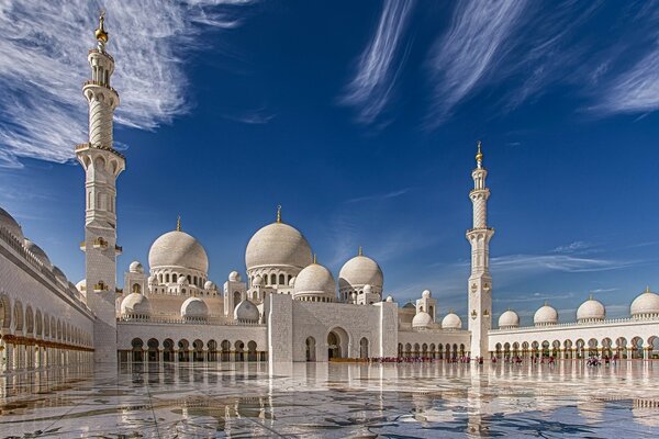 Мечети шейха Заида в Абу-Даби, Объединенные Арабские Эмираты