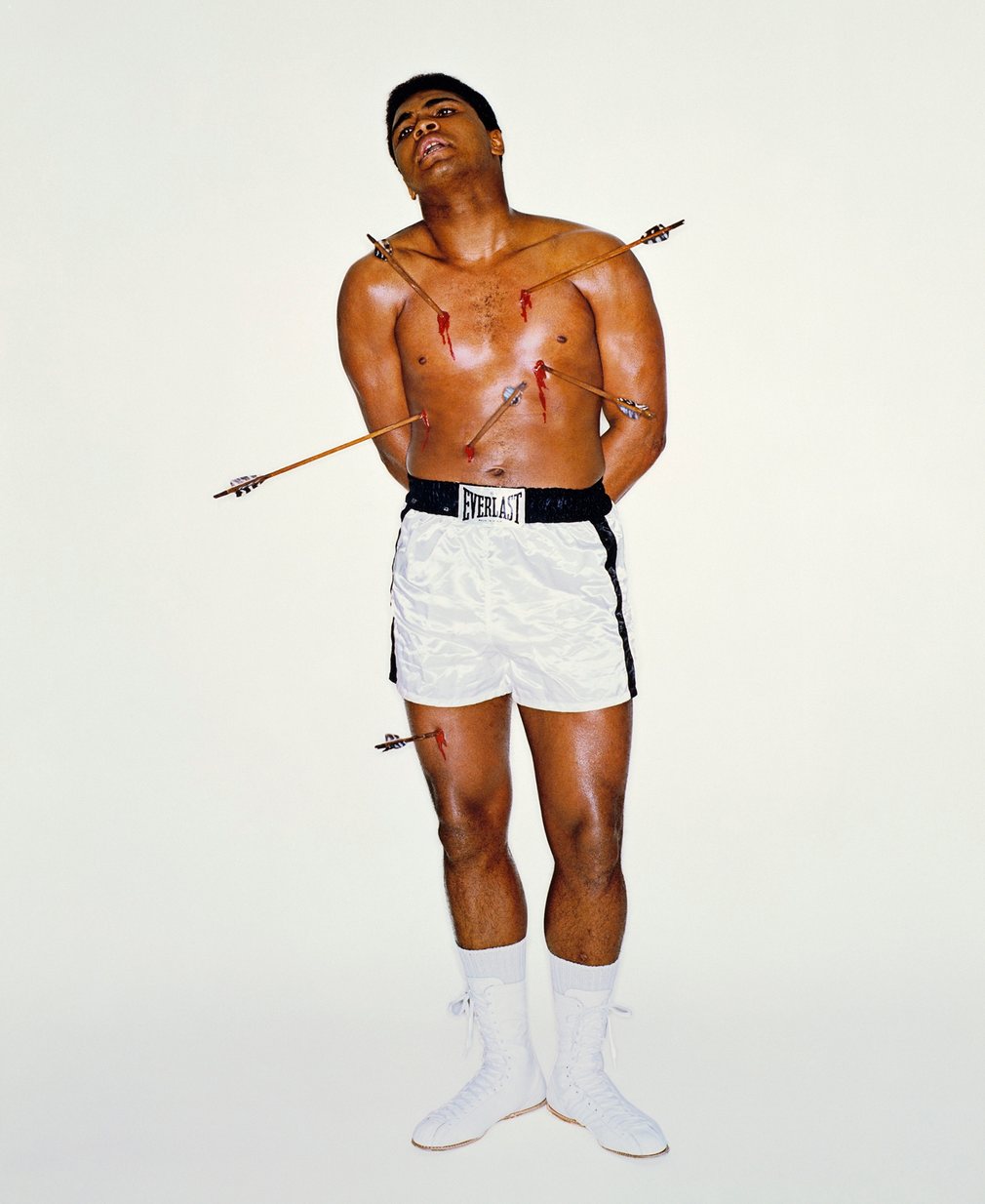 10. Обложка журнала Esquire. Фото символизирует гонение на Али после его позиции о войне во Вьетнаме. 