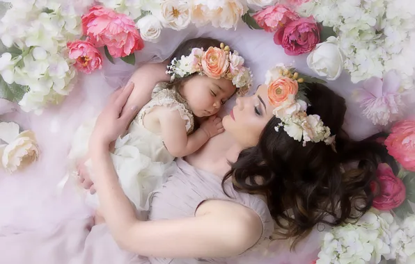 Обои дочь, нежность, венок, цветы, любовь, мама, пионы, сон, чувства