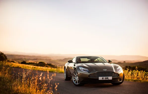 Обои DB11, Aston Martin, supercar, дорога, суперкар, передок, небо, road