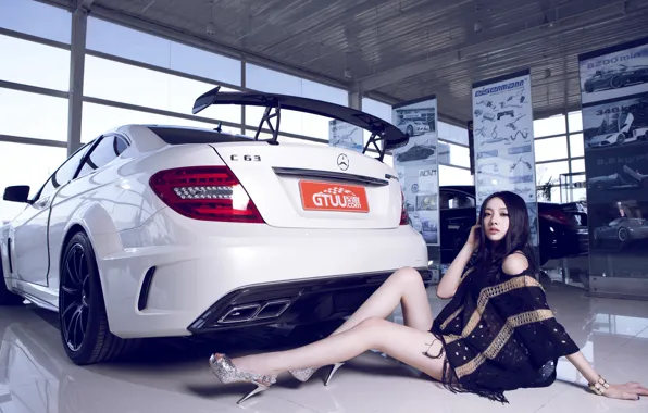 Обои автомобиль, Mercedes c63 AMG, девушка, korean model, машина, авто, модель, азиатка