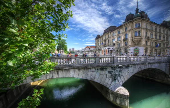 Обои здания, река, мост, Словения, Любляна, река Любляница, Тройной мост, Slovenia, Ljubljana, Ljubljanica River, Triple Bridge