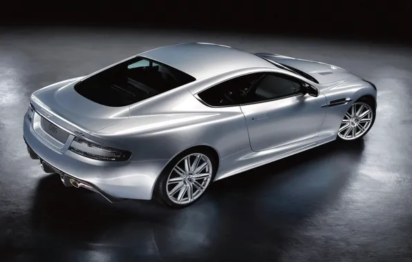 Обои Coupe, отражение, Aston Martin, диски, освещение, DBS, блики, блеск, ракурс