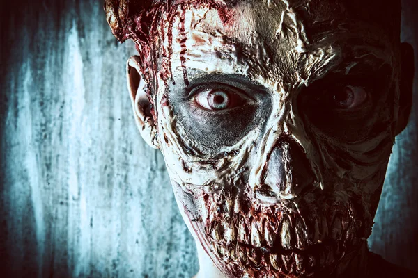 Close-up zombie — стоковое фото