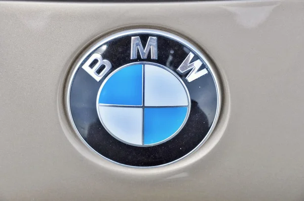 Эмблема BMW — стоковое фото