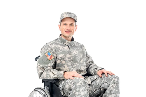 Военный человек в инвалидной коляске — стоковое фото
