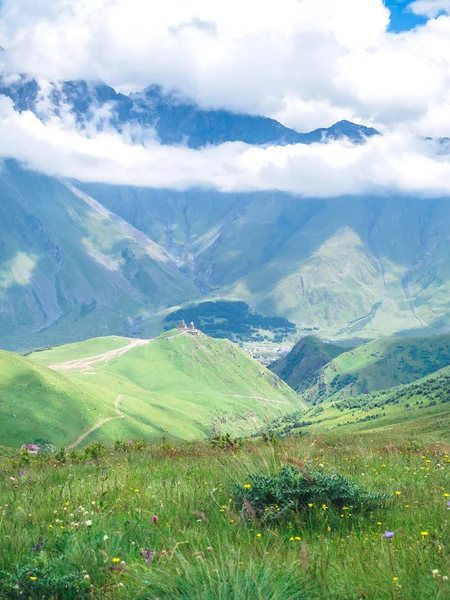 Кавказ — стоковое фото