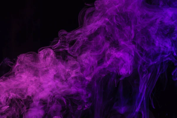 Мистические Фиолетовый Дым Черном Фоне — стоковое фото
