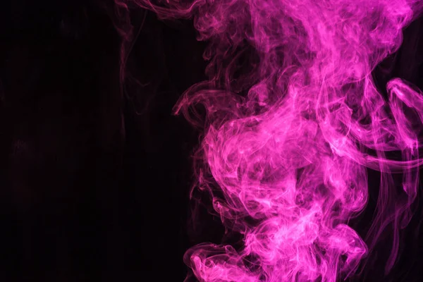 Мистические Розовый Дым Черном Фоне — стоковое фото