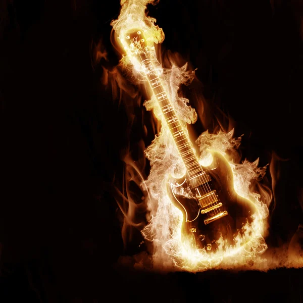 Электронная гитара охватило пламя — стоковое фото