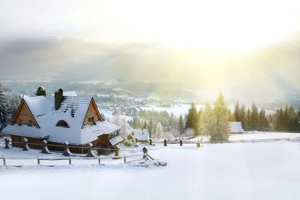 Зимняя гора дома Стоковое Фото
