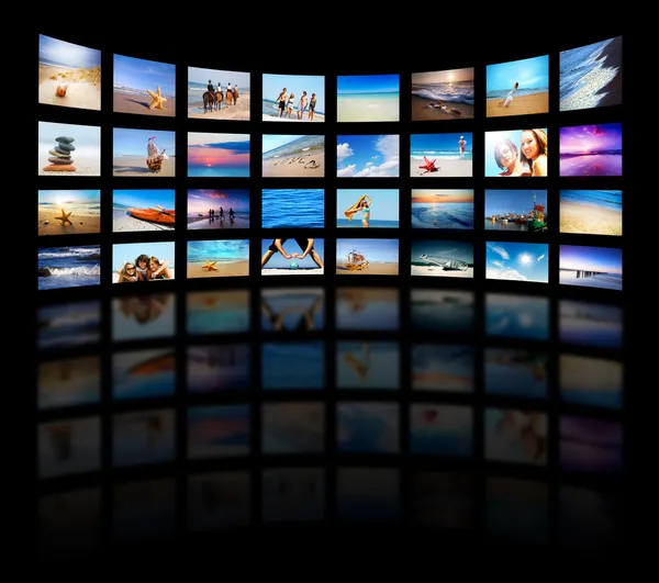 Современные экраны панель телевизора — стоковое фото