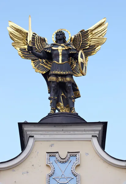 Статуя Архангел Михаил, Киев — стоковое фото